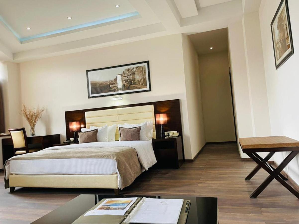 Hotel Orion Tbilisi Luaran gambar
